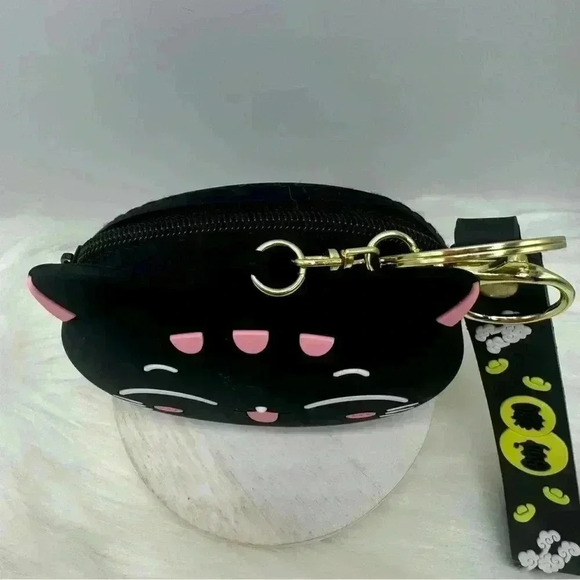 Mini Size Black Cat Silicone Coin Purse With Keychain - Picture 2 of 4